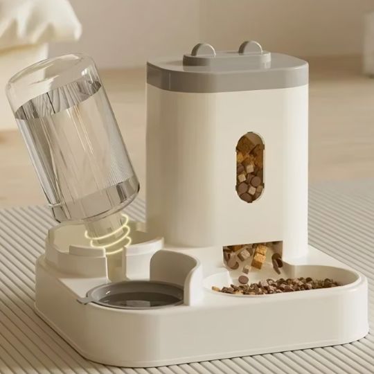 distributeur automatique de croquettes chat installation bouteille eau