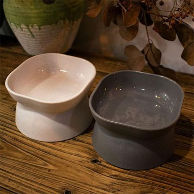 gamelle-chat-surelevee-convenable